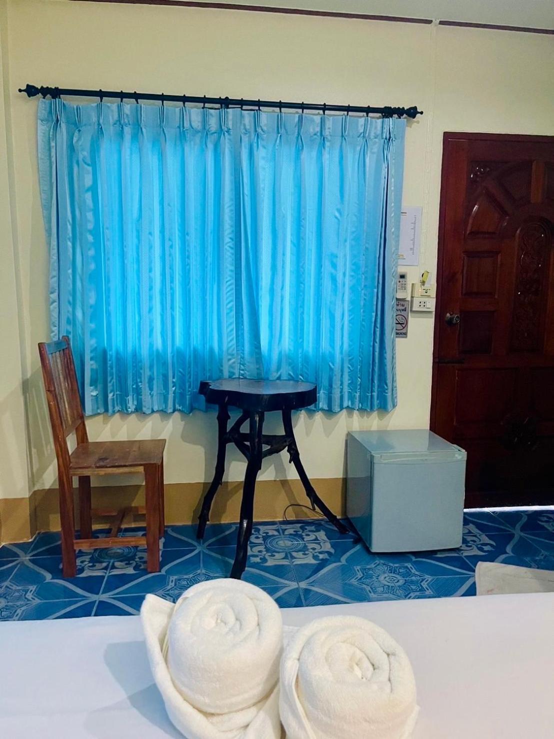 Baan Klong House Hotel Bankhaj Kültér fotó