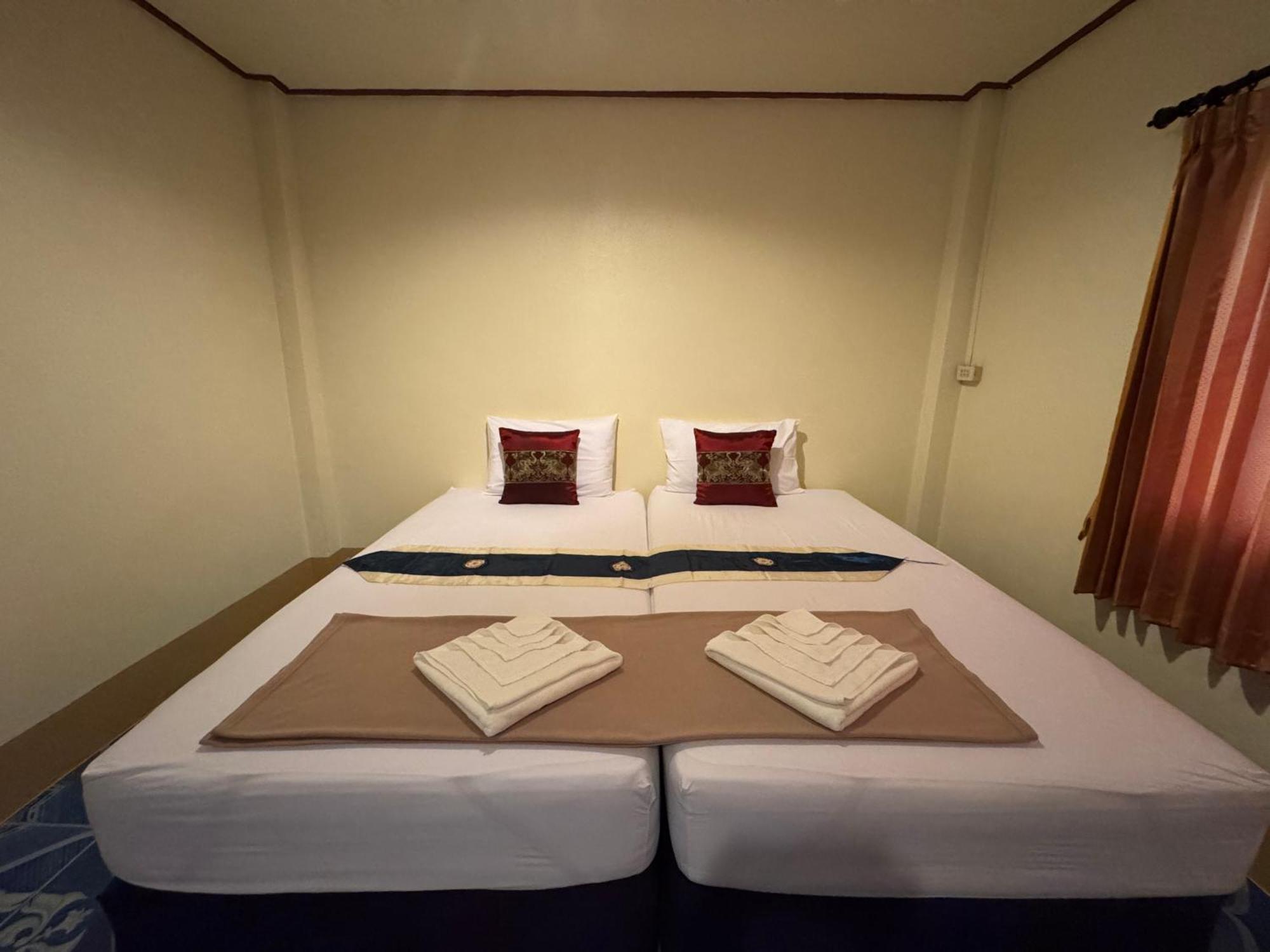 Baan Klong House Hotel Bankhaj Kültér fotó