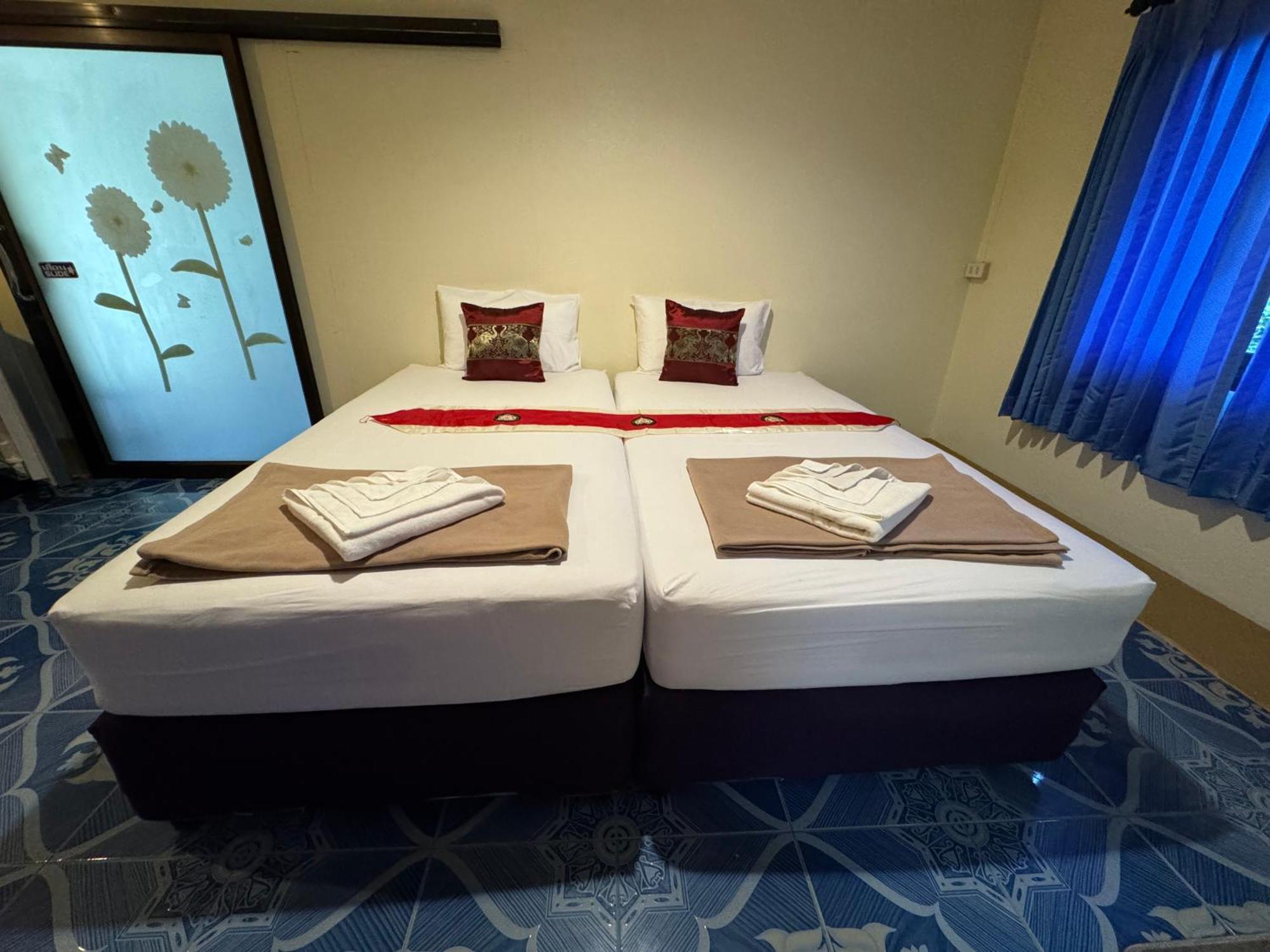 Baan Klong House Hotel Bankhaj Kültér fotó